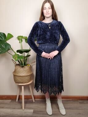 Orvis Chenille Sweater Navy Small